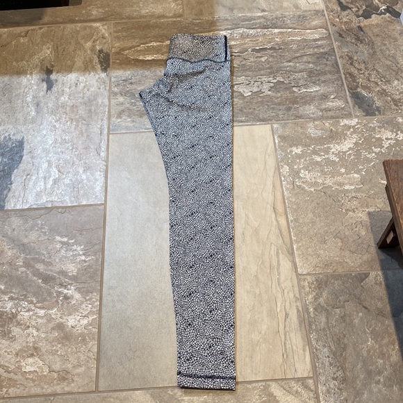 Lululemon Wunder Plush Petal Deep Coal Ghost Leggings - Picture 6 of 12